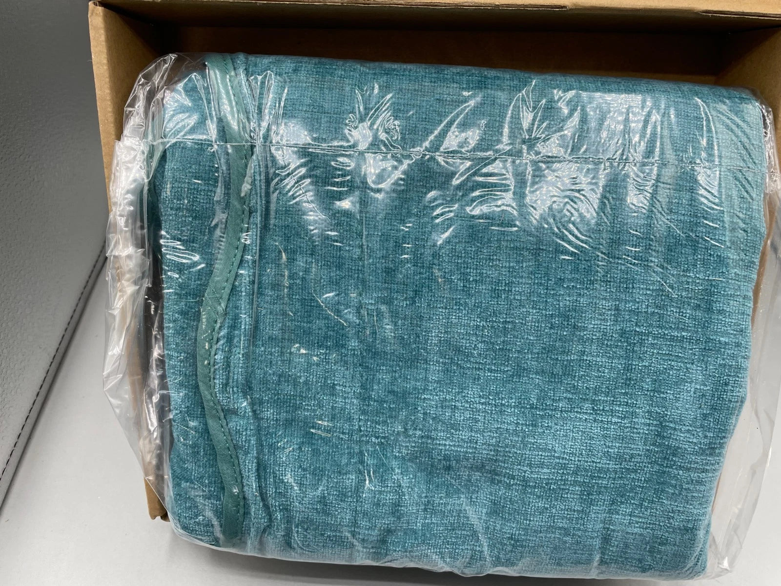 FUTEI Teal Throw Pillow Covers 20x20 Inch Set of 2,Soft Cozy Bound Edge