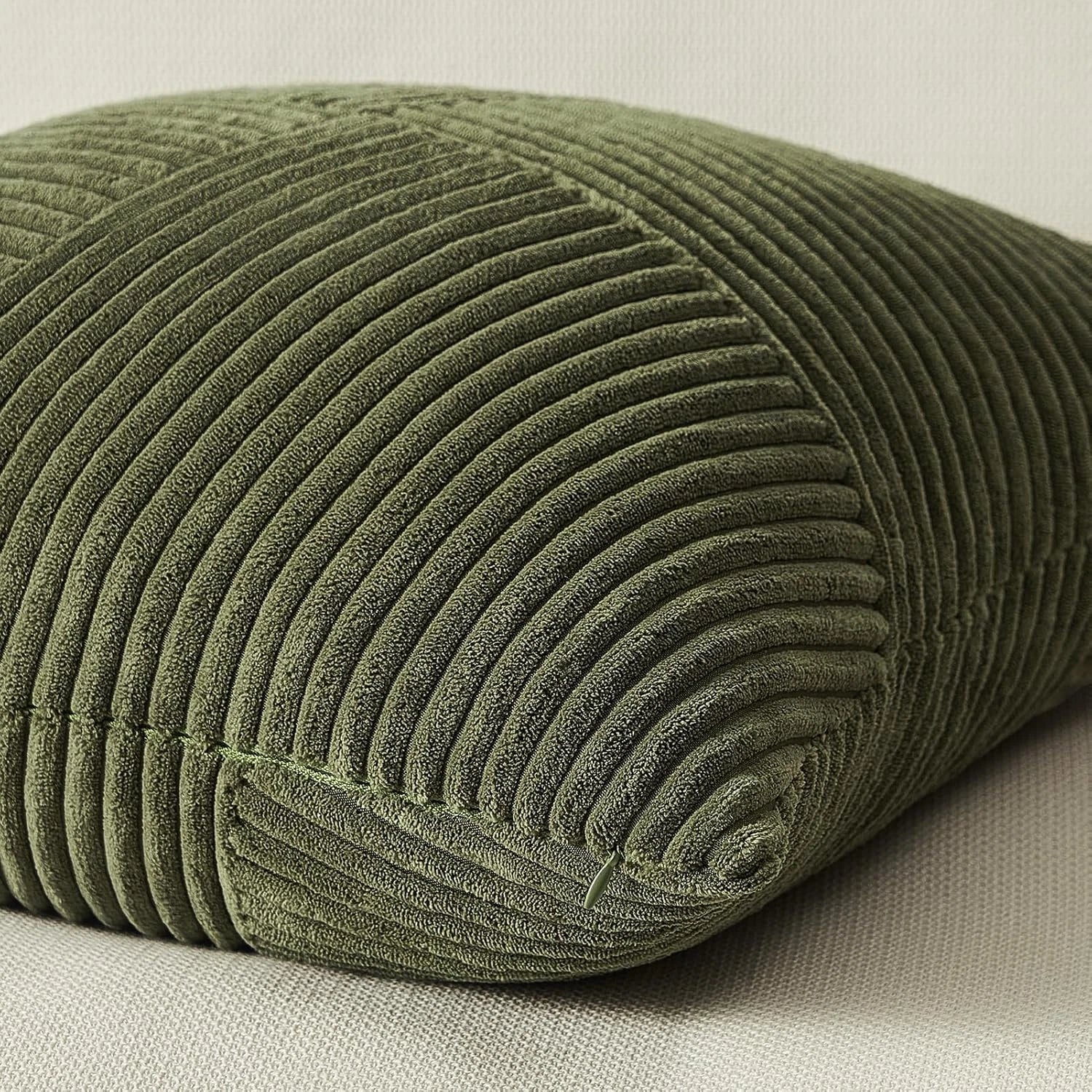 Olive Green Decorative Throw Pillow Covers Set of 2 18X18 Inches for Couch Bed S