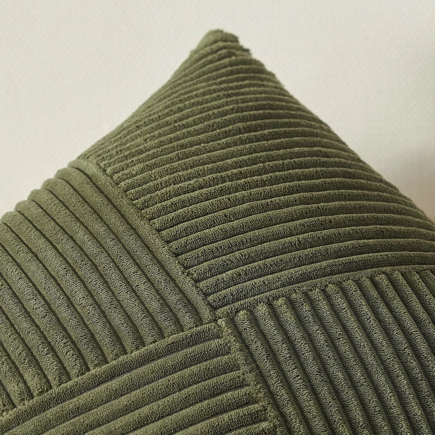 Olive Green Decorative Throw Pillow Covers Set of 2 18X18 Inches for Couch Bed S