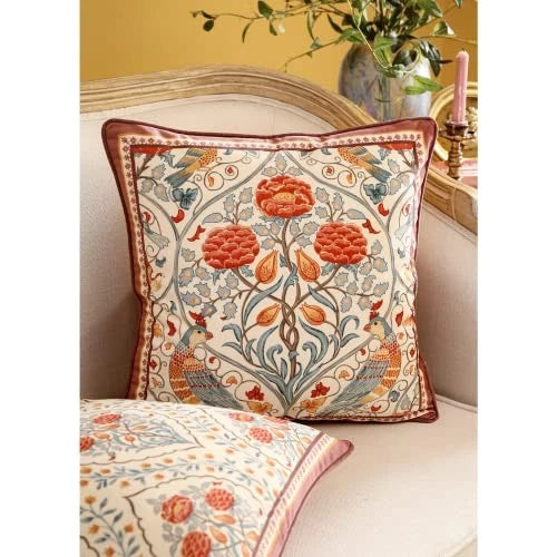 Designer Vintage Throw Pillow Covers 18" x 18" (Pack of 1) Moritz-b-18"x18"