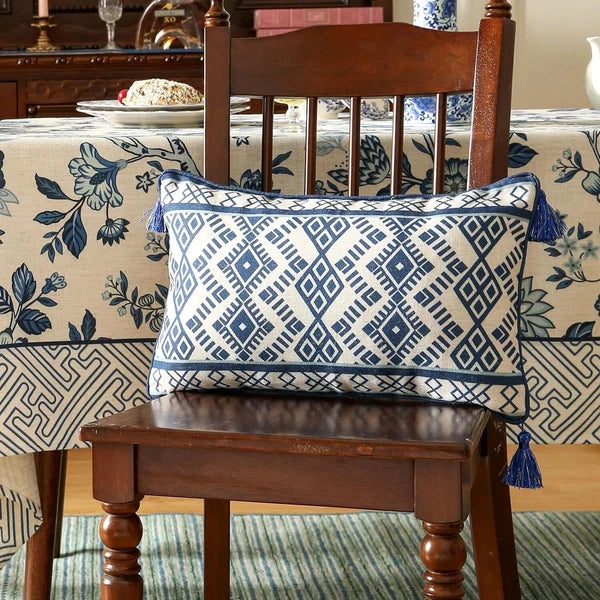 Porcelain Throw Pillow Covers Set of 2,Classic Chinoiserie Blue and White wit...