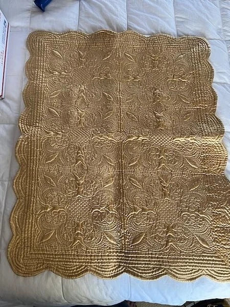 Vintage Gold Quilted Queen Size Pillow Cover for Bed, Chair & Couch/NEVER USED